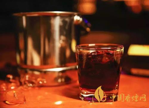 可樂桶是什么酒 非?；鸨目蓸吠罢{(diào)配方法介紹