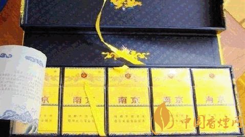 蘇煙沉香細(xì)支香煙和95至尊細(xì)支香煙誰才是細(xì)煙之王?